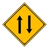 二方向交通　警戒標識